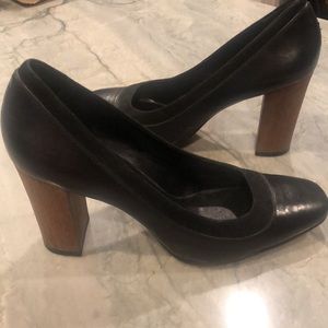 Black leather pumps with suede trim & 3” chunky heel
